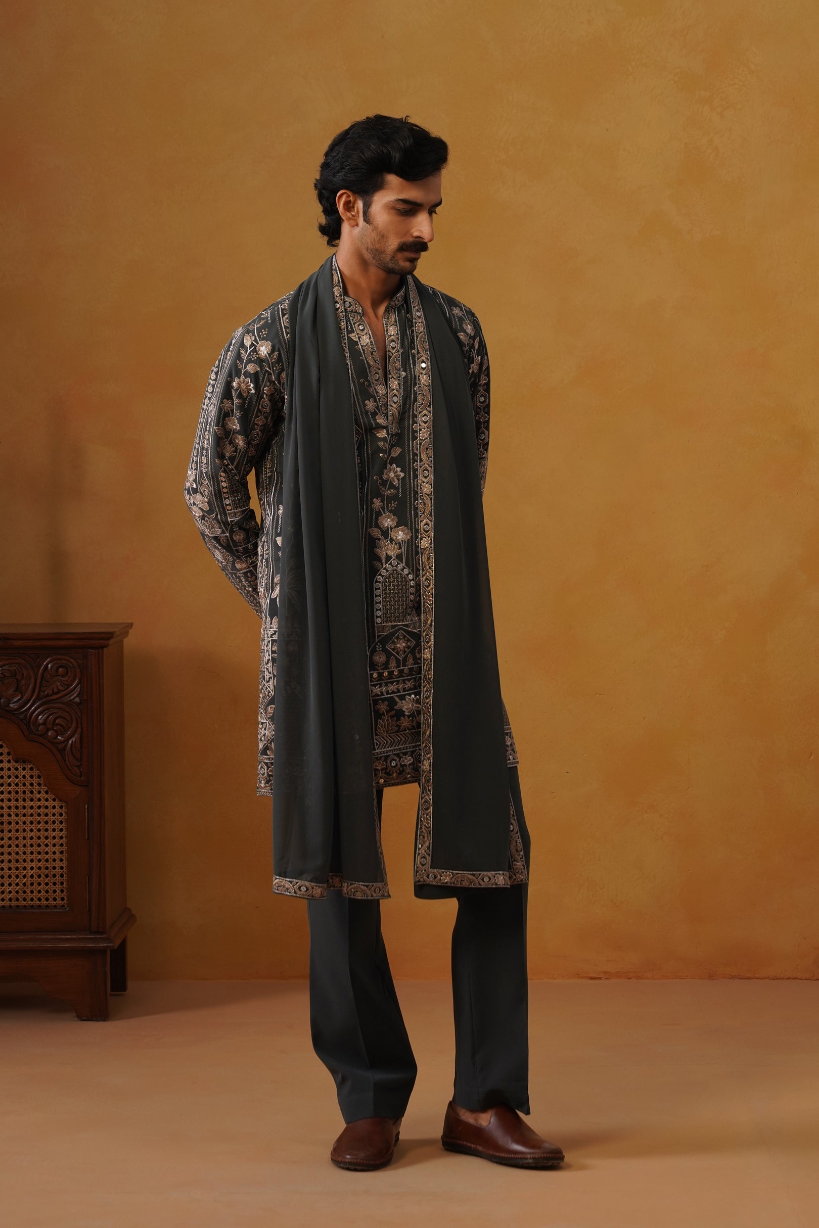 Nawab Graphite Grey Embroidered Kurta Set with V-Neck Placket & Dupatta