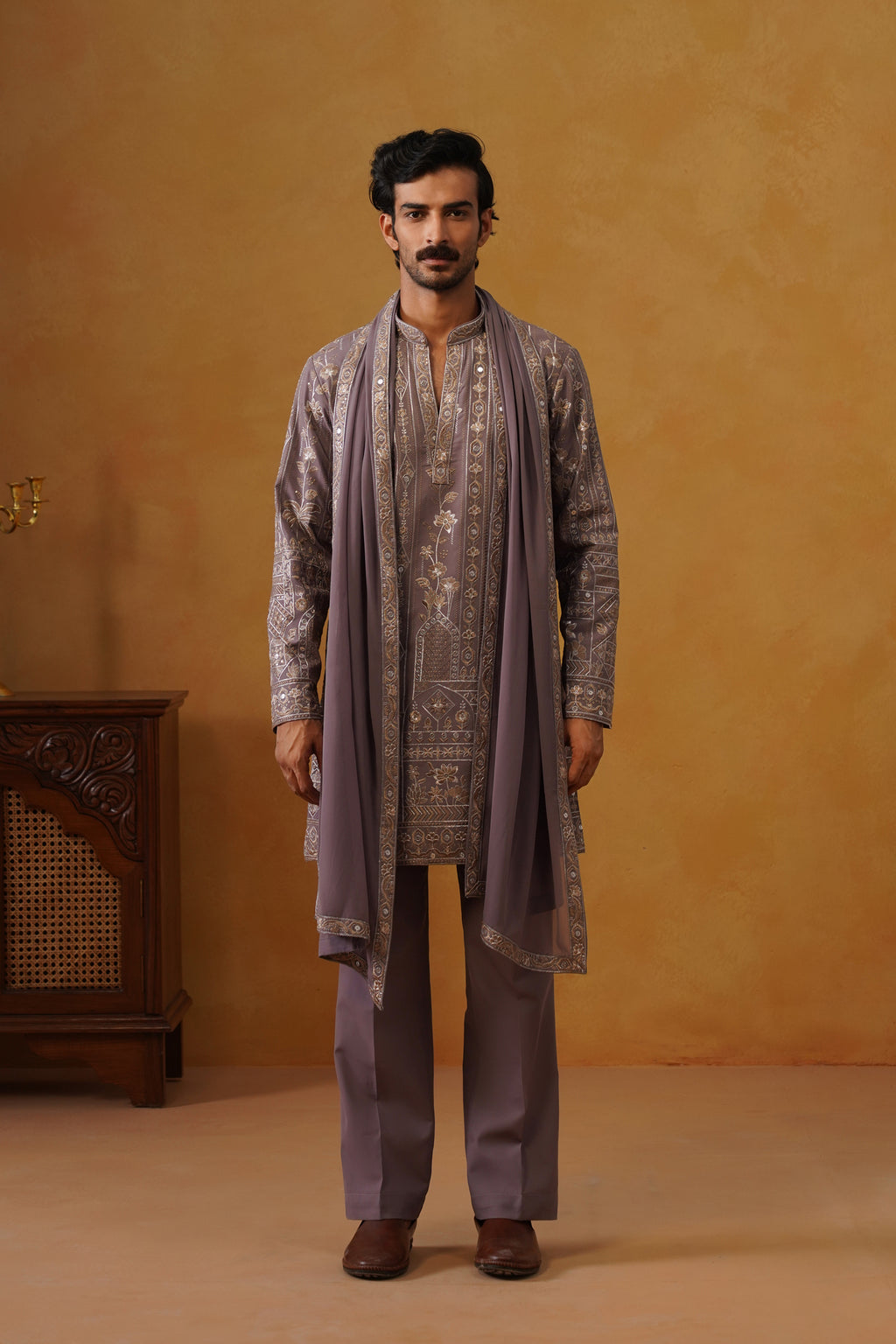 Nawab Dusty Lavender Embroidered Kurta Set with V-Neck Placket & Dupatta