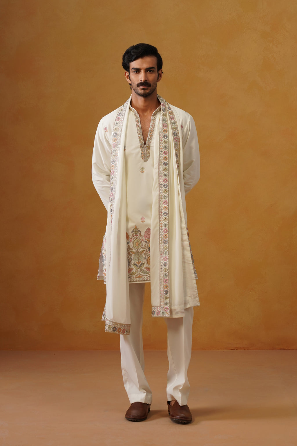 Viraj Ivory V-Neck Kurta Set with Dupatta