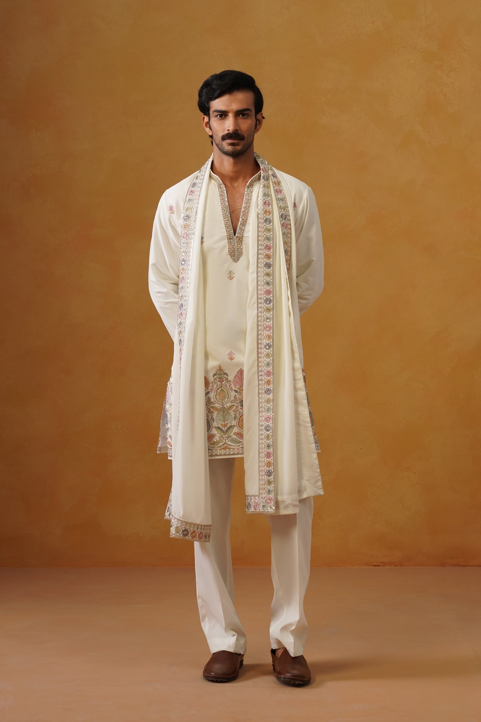 Viraj Ivory V-Neck Kurta Set with Dupatta