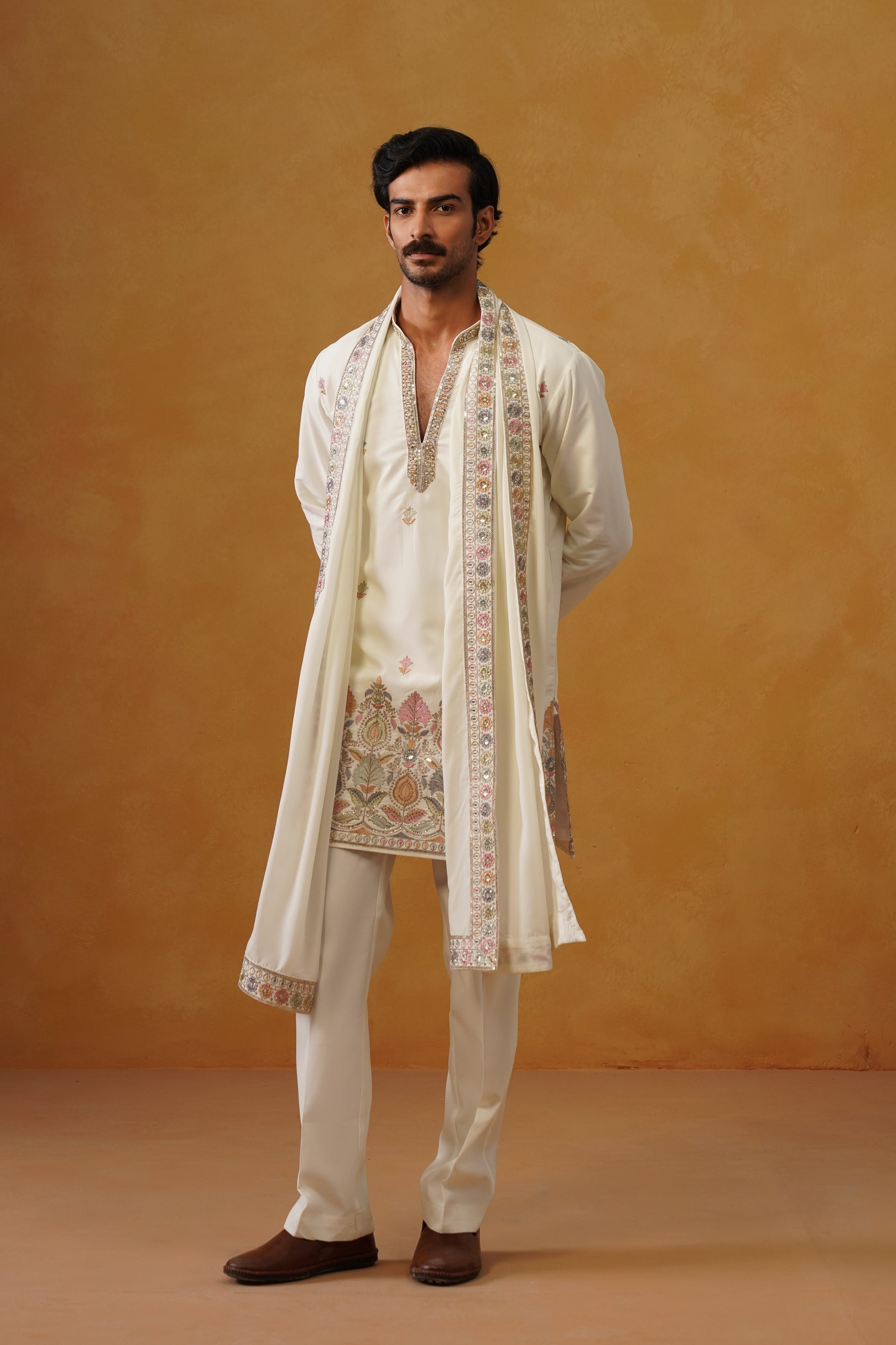 Viraj Ivory V-Neck Kurta Set with Dupatta